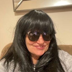 Meet your Posher, Tina